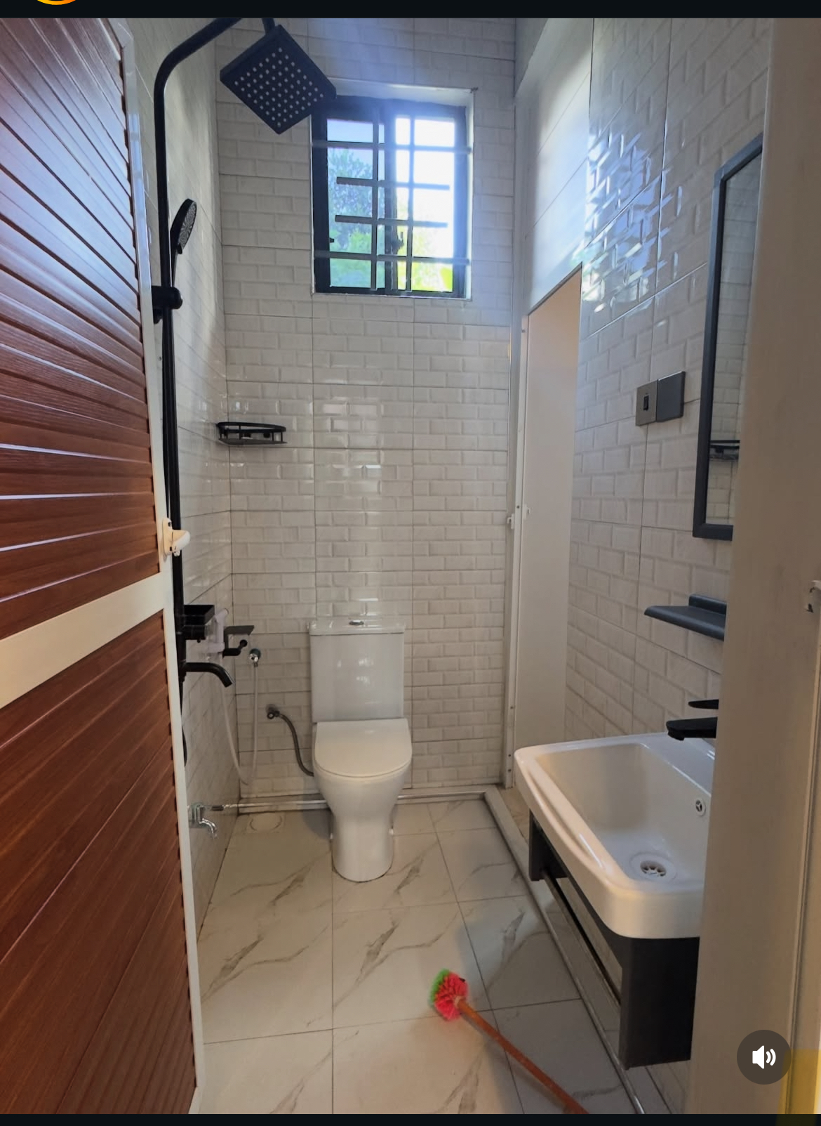 Master Bedroom (Self-Contained)